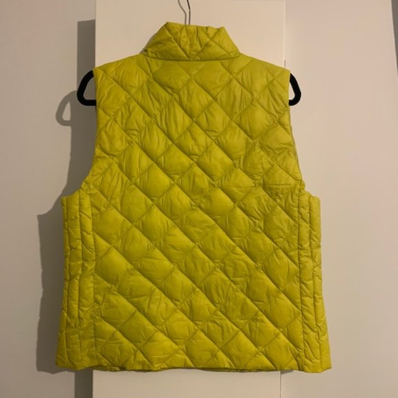Ann Taylor LOFT puffer vest Size Large - Picture 3 of 5